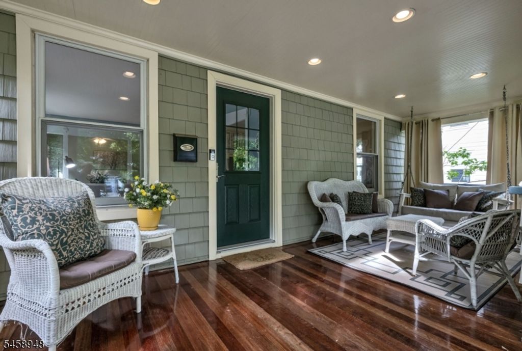 353 Franklin Ave, Ridgewood Village, NJ 07450 — photo 3