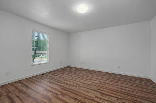 1202 North National Avenue, Springfield, MO 65802