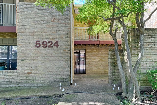 5930 Birchbrook Drive 217, Dallas, TX 75206