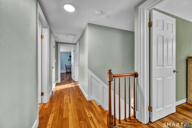 14 Dinglebrook Lane, Newtown, CT 06470