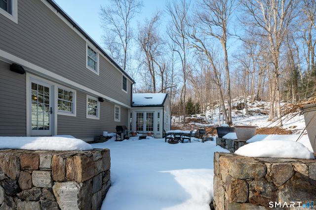 14 Dinglebrook Lane, Newtown, CT 06470