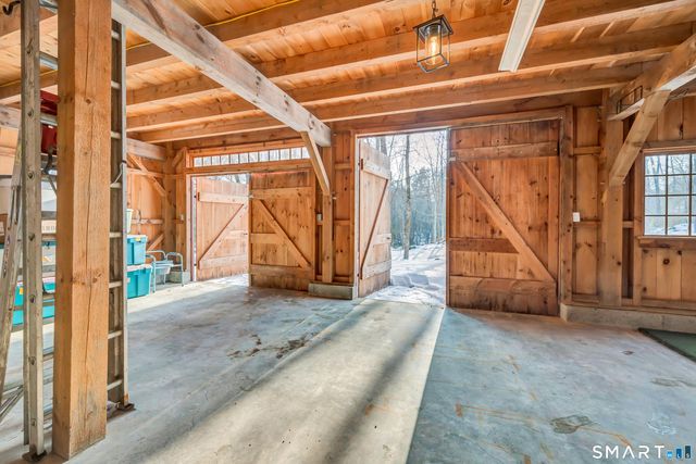 14 Dinglebrook Lane, Newtown, CT 06470