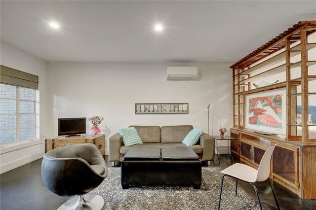 1212 Castle Hill ST 3, Austin, TX 78703