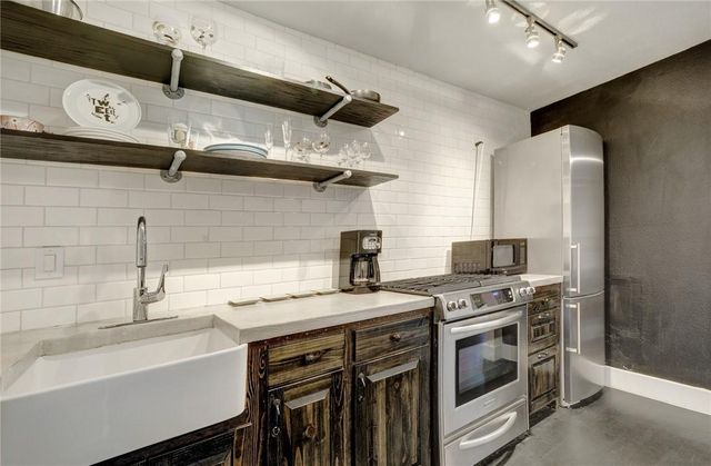 1212 Castle Hill ST 3, Austin, TX 78703