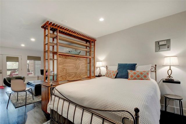 1212 Castle Hill ST 3, Austin, TX 78703