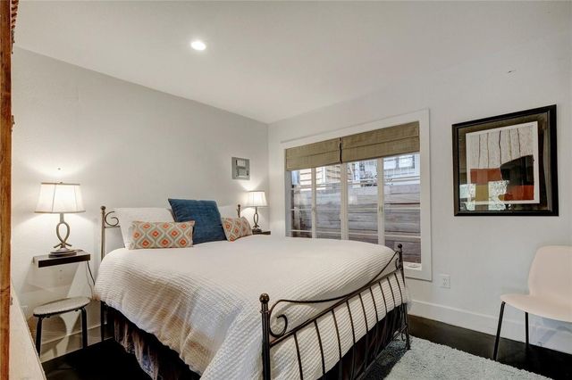 1212 Castle Hill ST 3, Austin, TX 78703