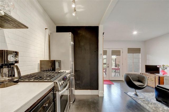 1212 Castle Hill ST 3, Austin, TX 78703