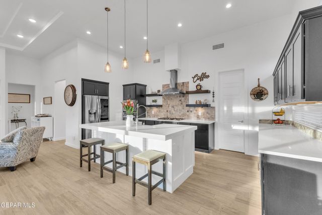 333 Blue Valley Drive, El Paso, TX 79928