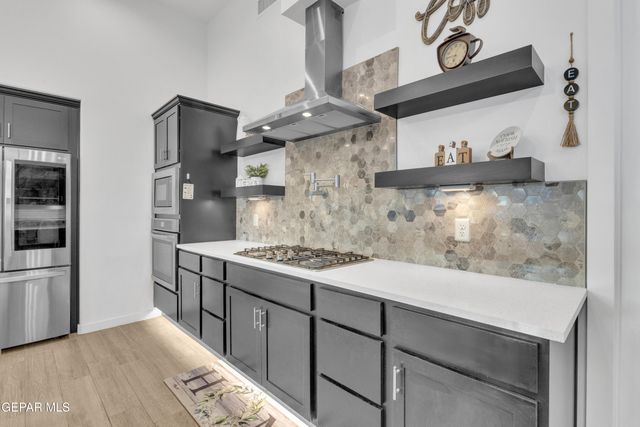 333 Blue Valley Drive, El Paso, TX 79928