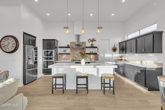 333 Blue Valley Drive, El Paso, TX 79928