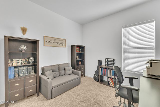 333 Blue Valley Drive, El Paso, TX 79928