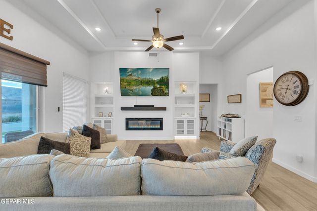 333 Blue Valley Drive, El Paso, TX 79928