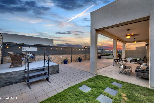 333 Blue Valley Drive, El Paso, TX 79928