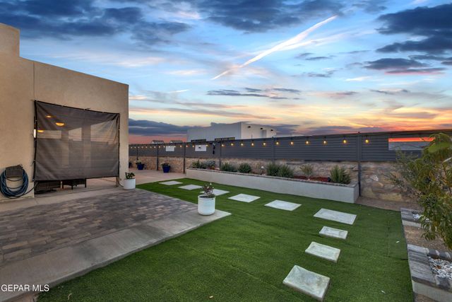 333 Blue Valley Drive, El Paso, TX 79928