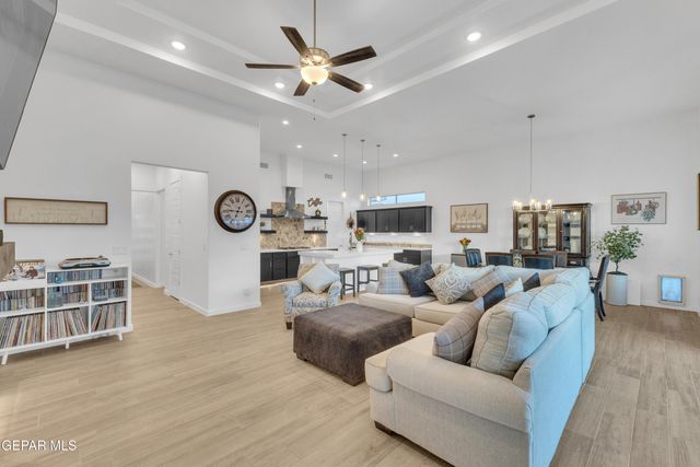 333 Blue Valley Drive, El Paso, TX 79928