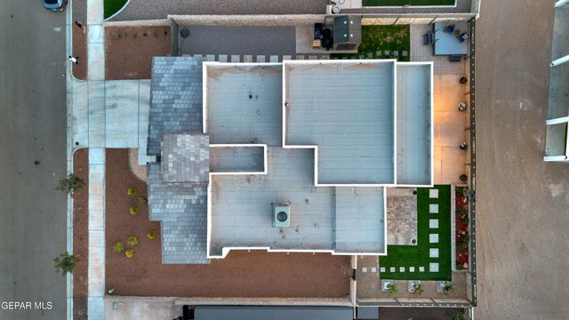 333 Blue Valley Drive, El Paso, TX 79928