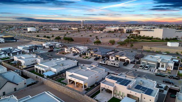 333 Blue Valley Drive, El Paso, TX 79928
