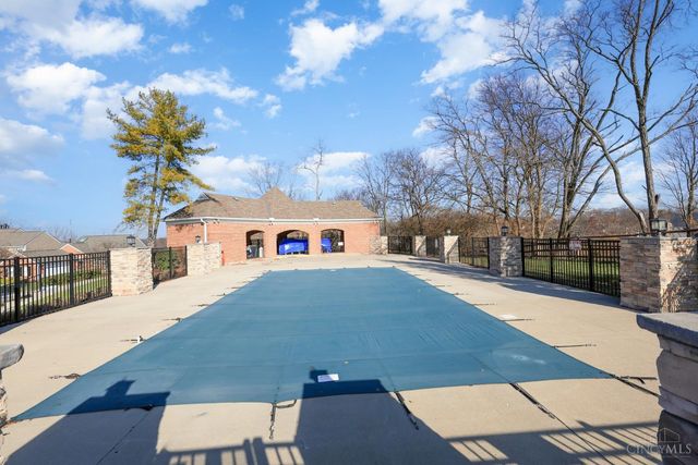 5485 Windridge Court, Columbia Twp, OH 45243