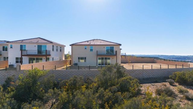 11325 Caminito Rodar, San Diego, CA 92126