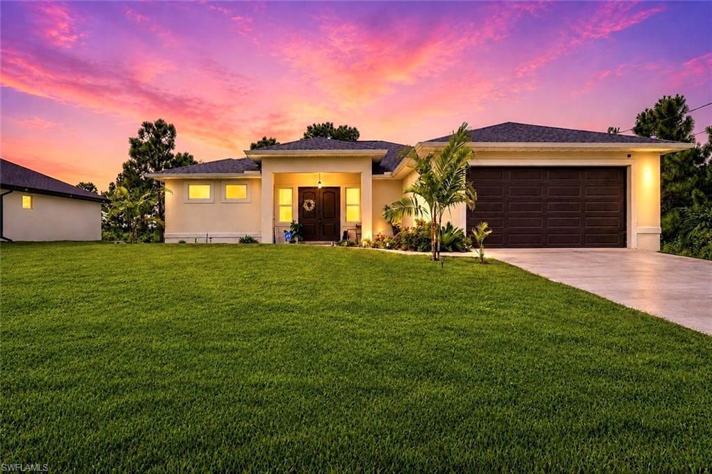 2609 27th ST W, Lehigh Acres, FL 33971