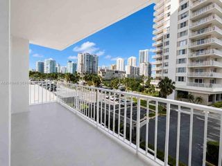 500 Bayview Drive 232, Sunny Isles Beach, FL 33160