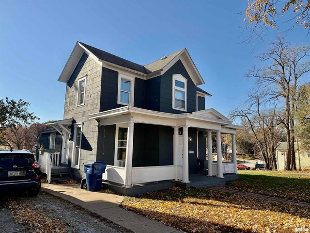 407 E 14TH Street, Davenport, IA 52803