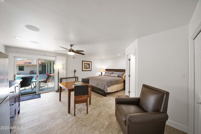 8176 E DEL BARQUERO Drive, Scottsdale, AZ 85258