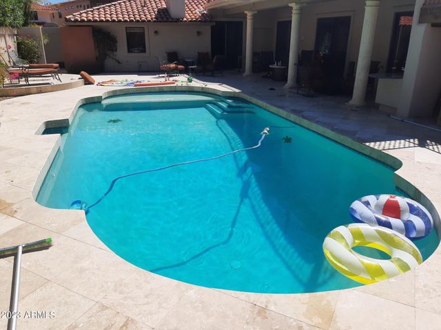 8176 E DEL BARQUERO Drive, Scottsdale, AZ 85258