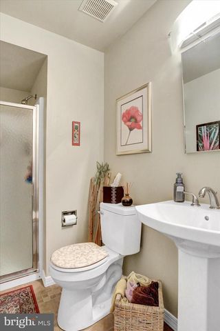 609 CHERRINGTON DR, Harrisburg, PA 17110