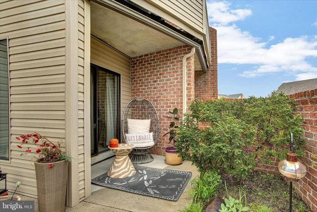 609 CHERRINGTON DR, Harrisburg, PA 17110