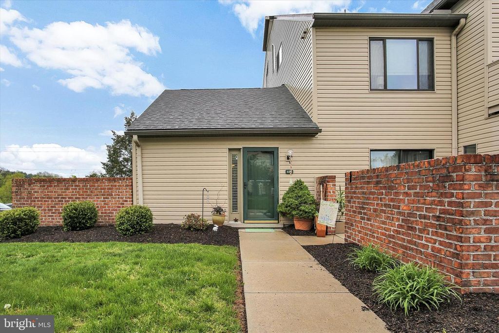 609 CHERRINGTON DR, Harrisburg, PA 17110