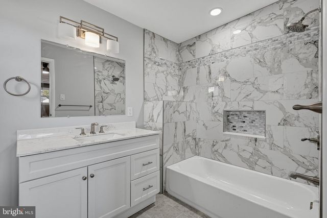 169 INDIANA AVE, Blackwood, NJ 08012