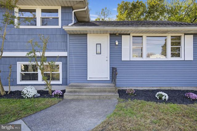 169 INDIANA AVE, Blackwood, NJ 08012