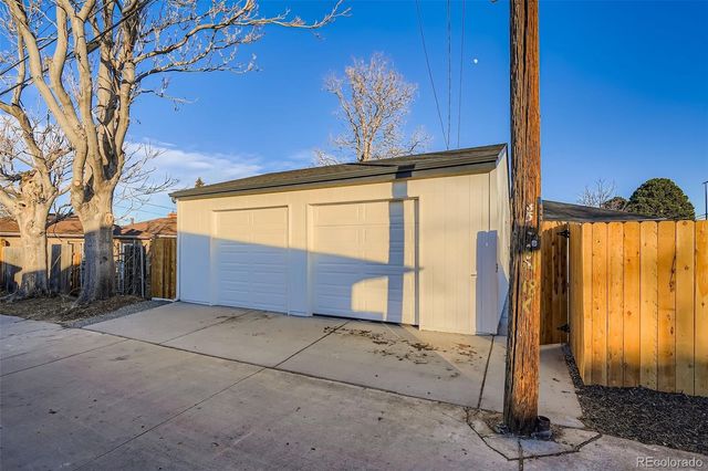 3501 Holly Street, Denver, CO 80207