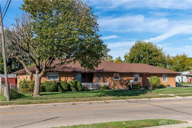 303 E Whittier Avenue, Fairborn, OH 45324