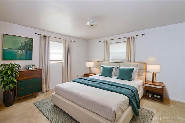 303 E Whittier Avenue, Fairborn, OH 45324