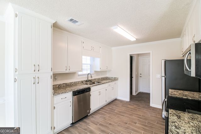 10381 Commons Crossing, Jonesboro, GA 30238