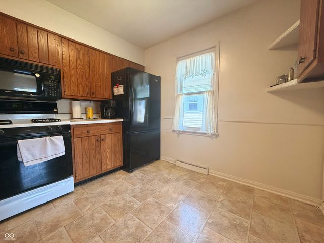 206 W 2nd Street N, Greensburg, IN 47240