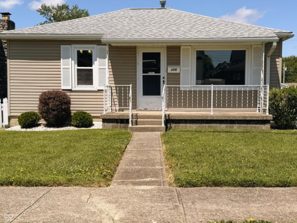 206 W 2nd Street N, Greensburg, IN 47240