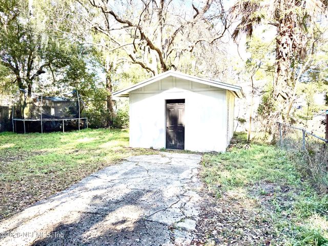 8003 BERRY Avenue, Jacksonville, FL 32211