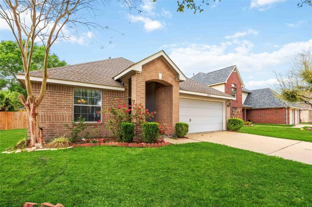 8435 Windy Thicket Lane, Cypress, TX 77433