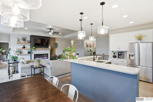 9716 Osprey Lane, Papillion, NE 68046