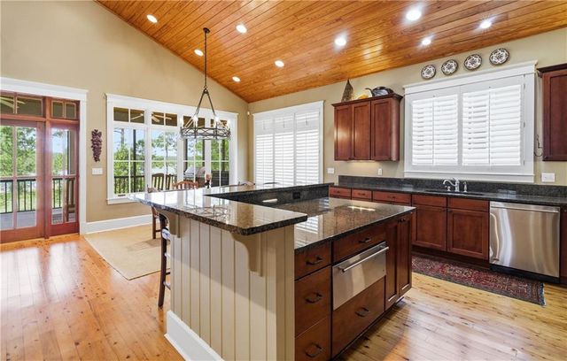 32567 Lakeview Circle A, Loxley, AL 36551