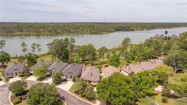 32567 Lakeview Circle A, Loxley, AL 36551