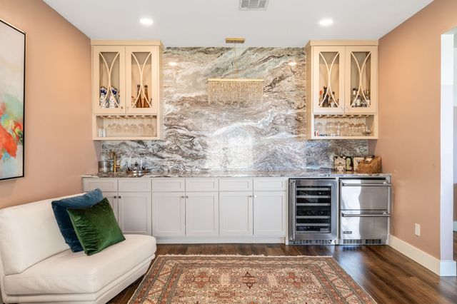 7147 Lavendale Avenue, Dallas, TX 75230