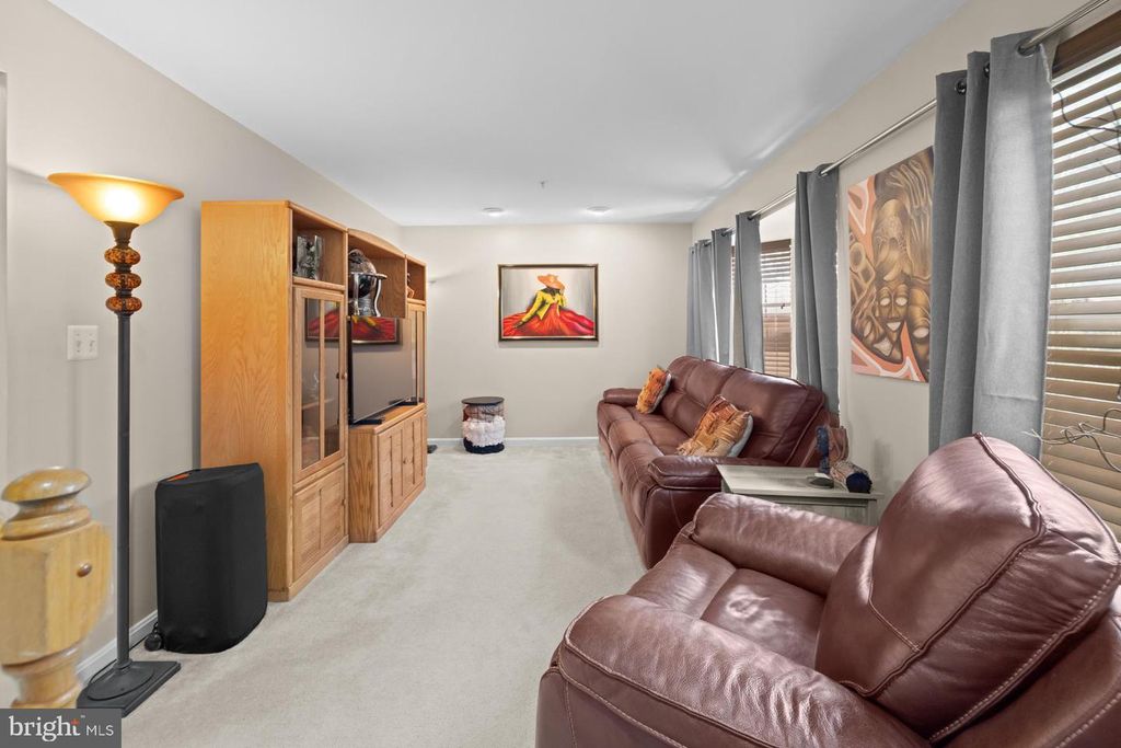 Image 15 of property listing at 7722 FISHING CREEK WAY, Clinton, MD 20735