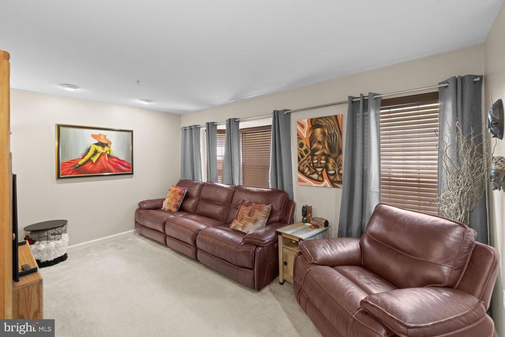 Image 16 of property listing at 7722 FISHING CREEK WAY, Clinton, MD 20735