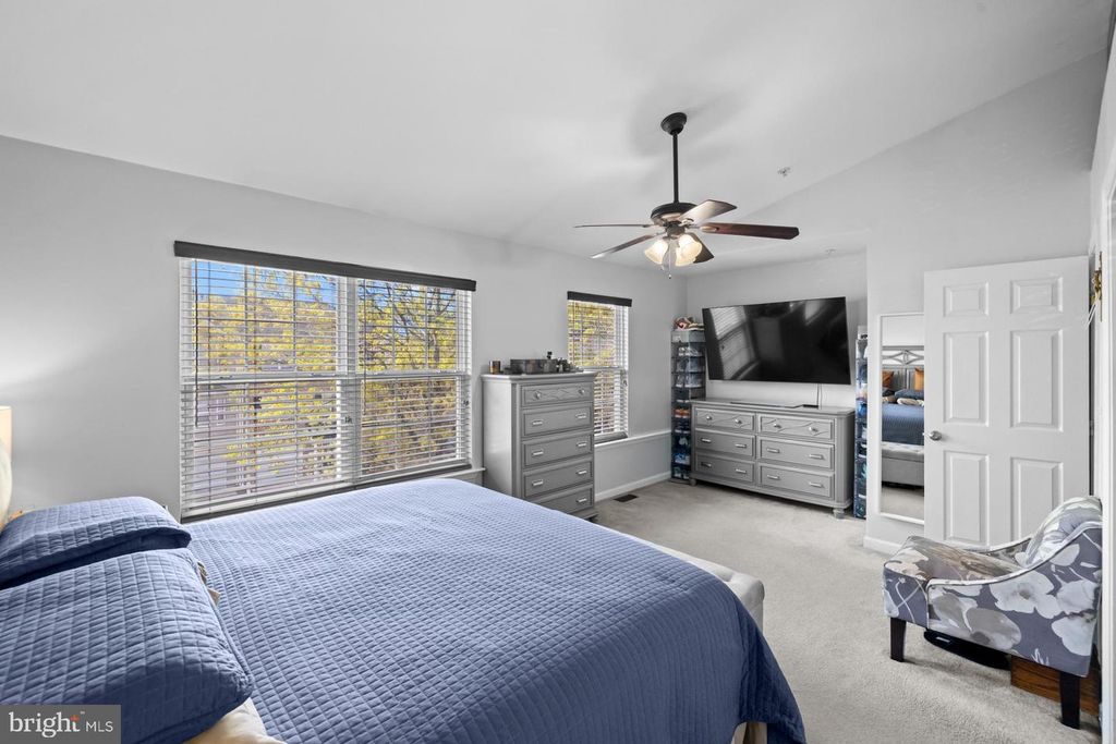 Image 23 of property listing at 7722 FISHING CREEK WAY, Clinton, MD 20735