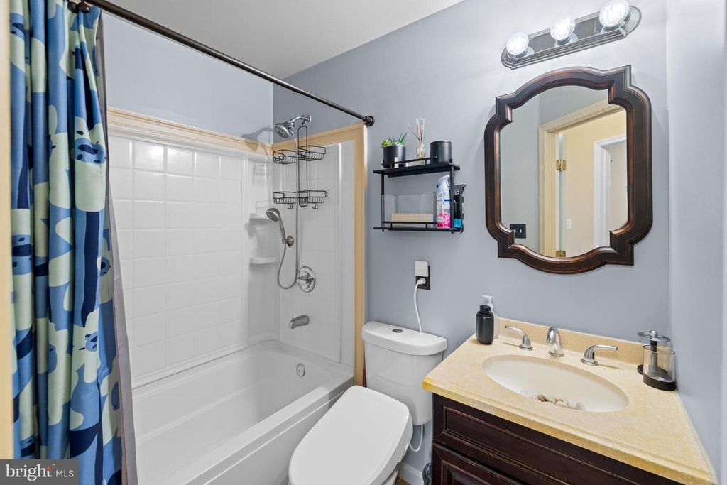 Image 27 of property listing at 7722 FISHING CREEK WAY, Clinton, MD 20735