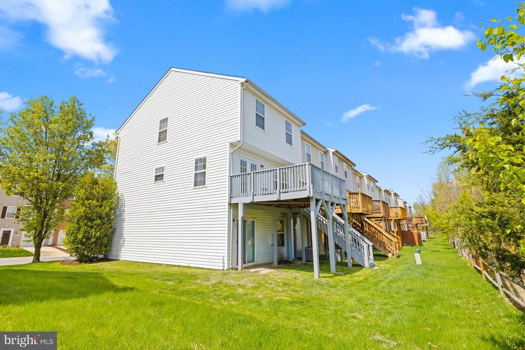 Image 40 of property listing at 7722 FISHING CREEK WAY, Clinton, MD 20735